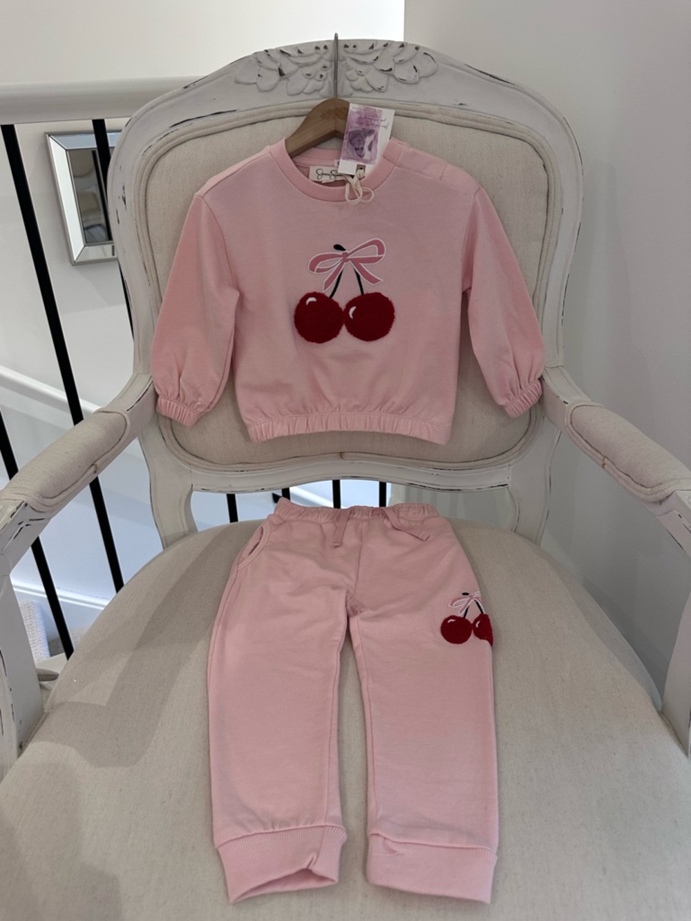 🍒 24 Mth Pink Cherry Embroidered Cozy Baby Sweatsuit With Puff Sleeves NWT